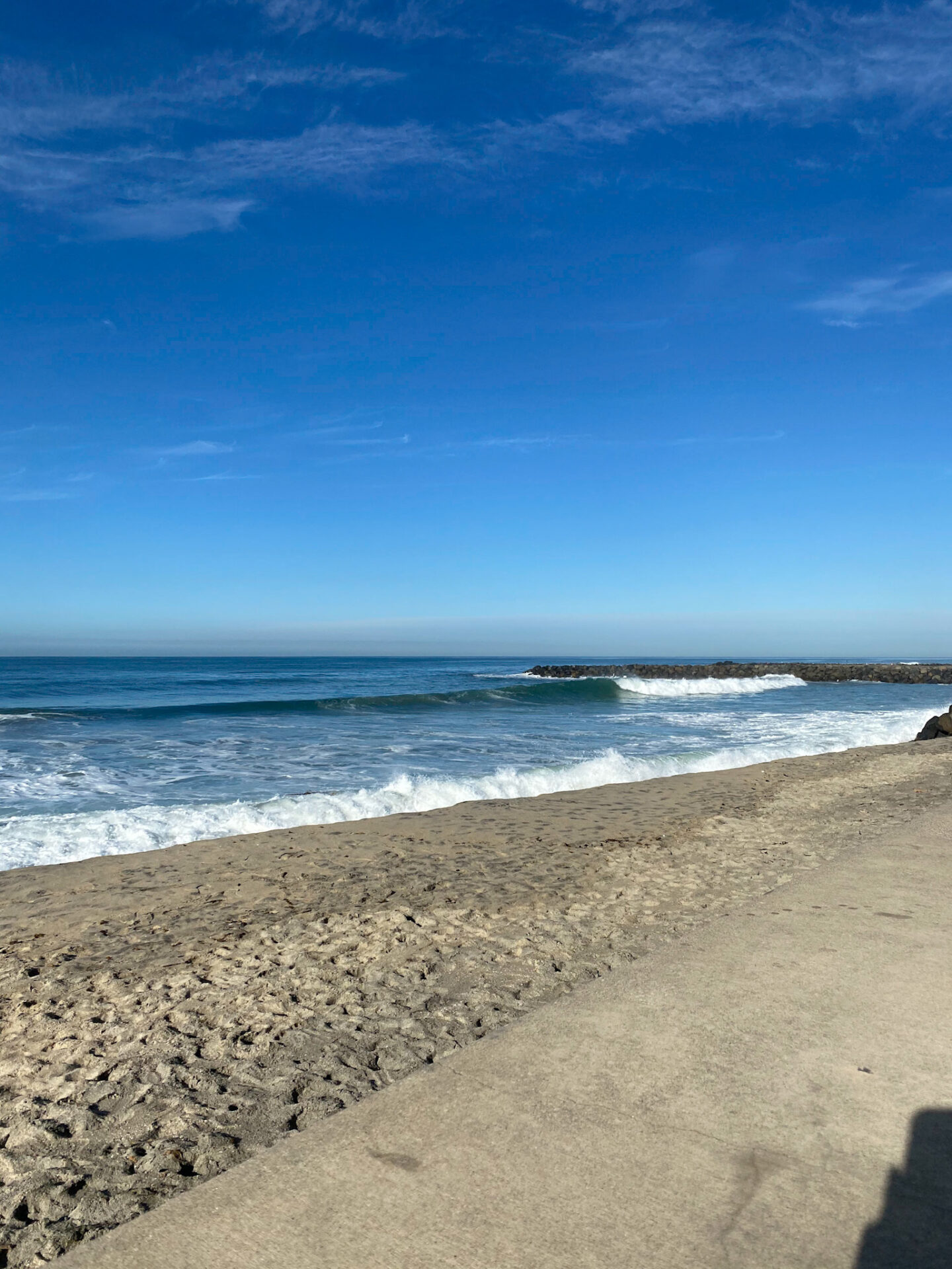 Megan Off The Mat, budget lifestyle blogger shares Socal Coast like a Local: A Summer Guide To The Beach.